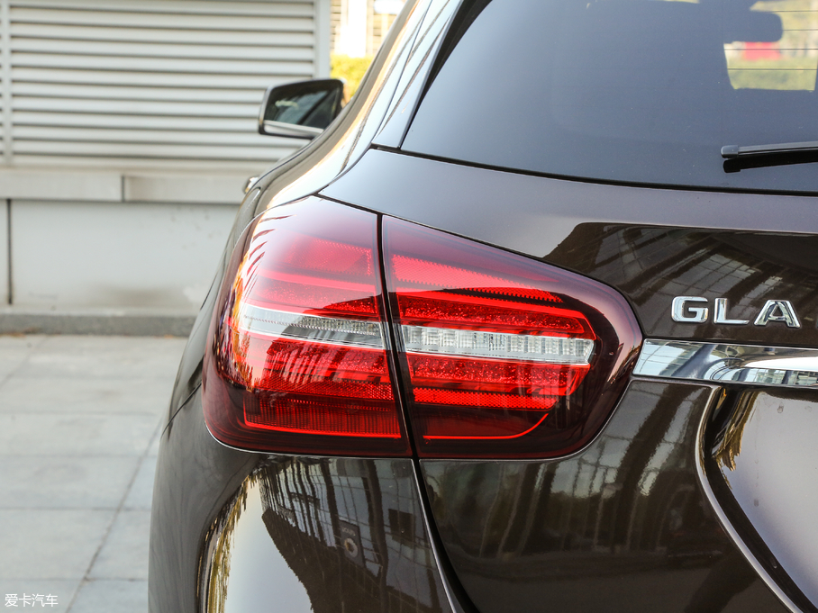 2018YGLA GLA 200 r