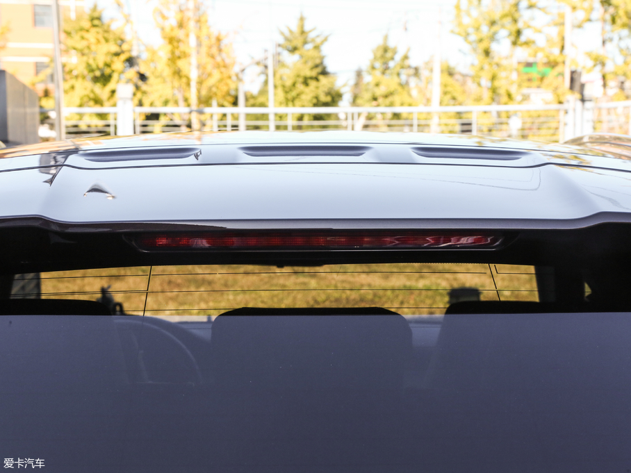 2018YGLA GLA 200 r