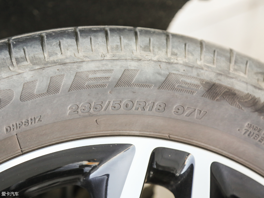 2018YGLA GLA 200 r(sh)