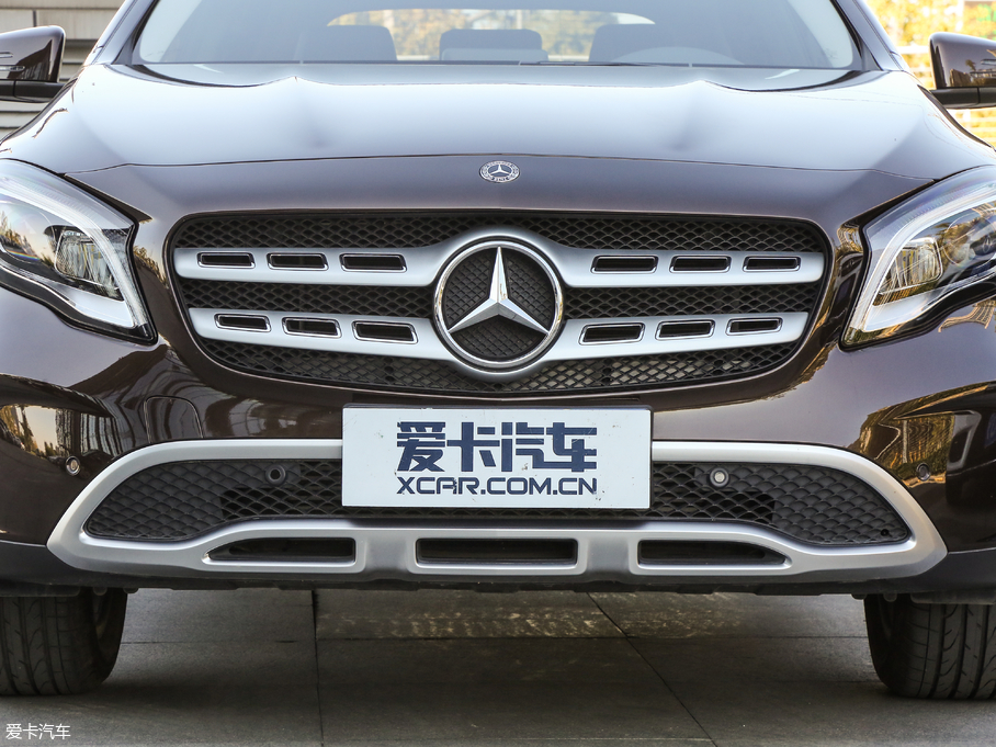 2018YGLA GLA 200 r