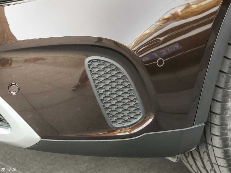 2018YGLA GLA 200 r