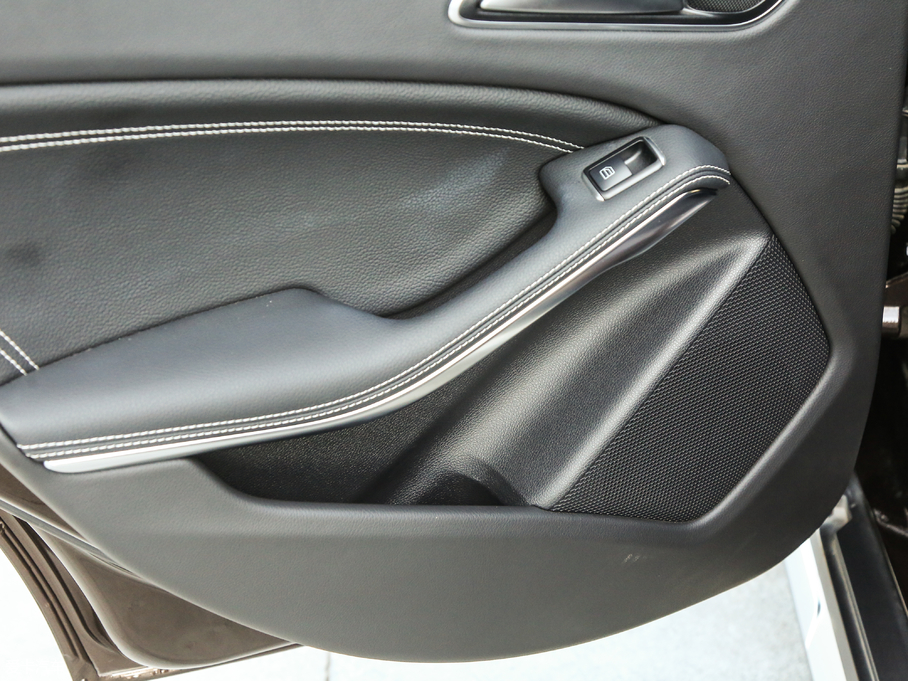 2018YGLA GLA 200 r(sh)