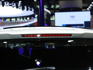 2018GLA 200 Oذ (x)(ji)^(gun)