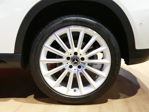 2018GLA 200 Oذ (x)(ji)^(gun)