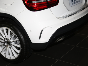 2018GLA 200 Oذ (x)(ji)^