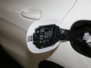 2018GLA 200 Oذ (x)(ji)^