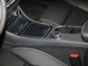 2018GLA 220 4MATIC\(yn)(dng) g