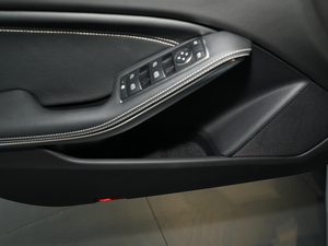 2018GLA 200 (dng) ǰT(ch)g