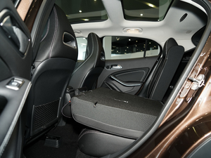 2018GLA 200 (dng) ηŵ