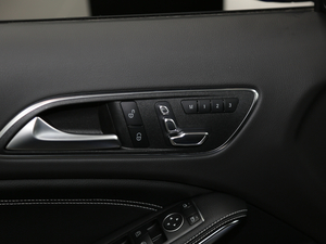 2018GLA 200 r ꖰ壨