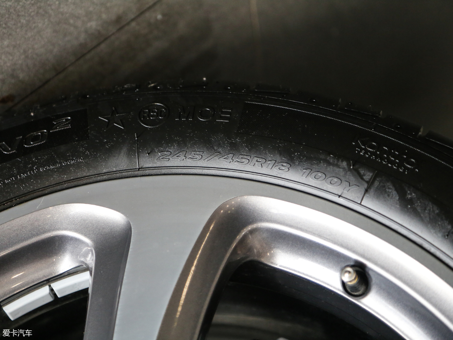 2018YE(j) E 300L \(yn)(dng)A