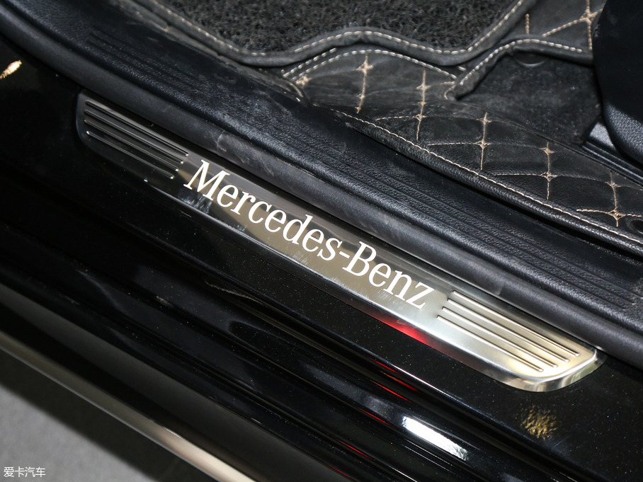 2018YE(j) E 300L \(yn)(dng)A