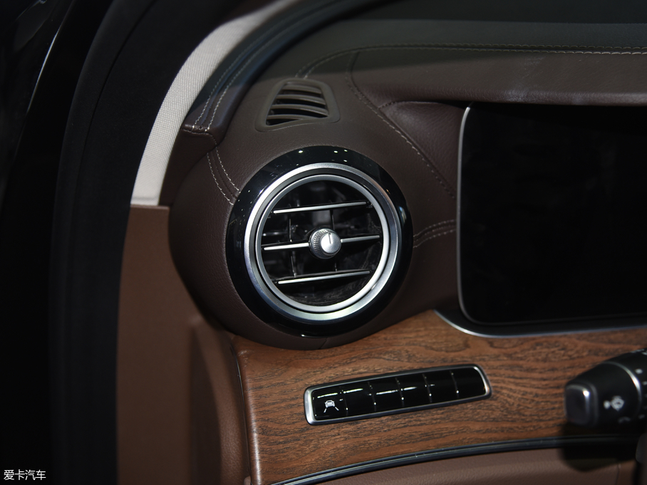 2018YE E 320L 4MATIC