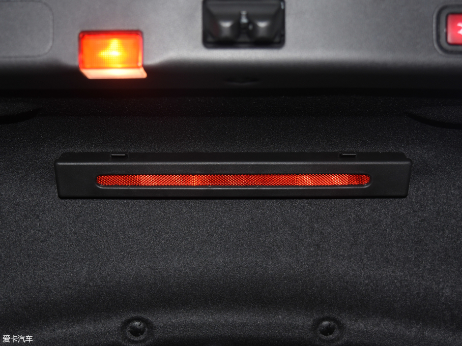 2018YE E 320L 4MATIC