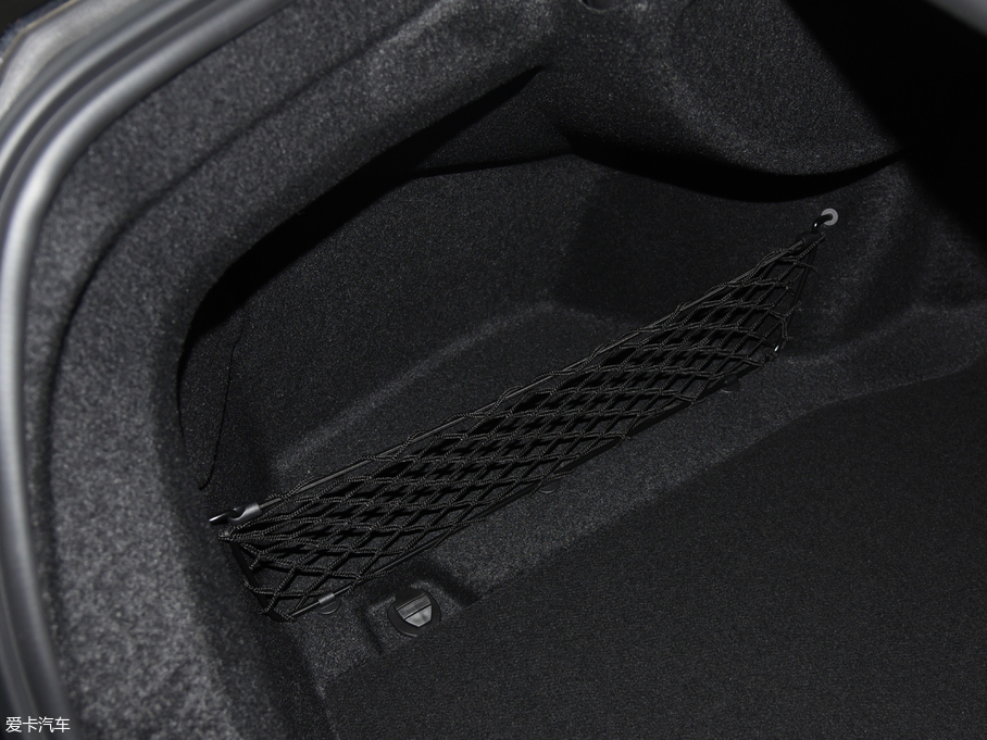 2018YE E 320L 4MATIC