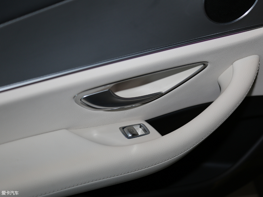 2018YE E 200 4MATIC \