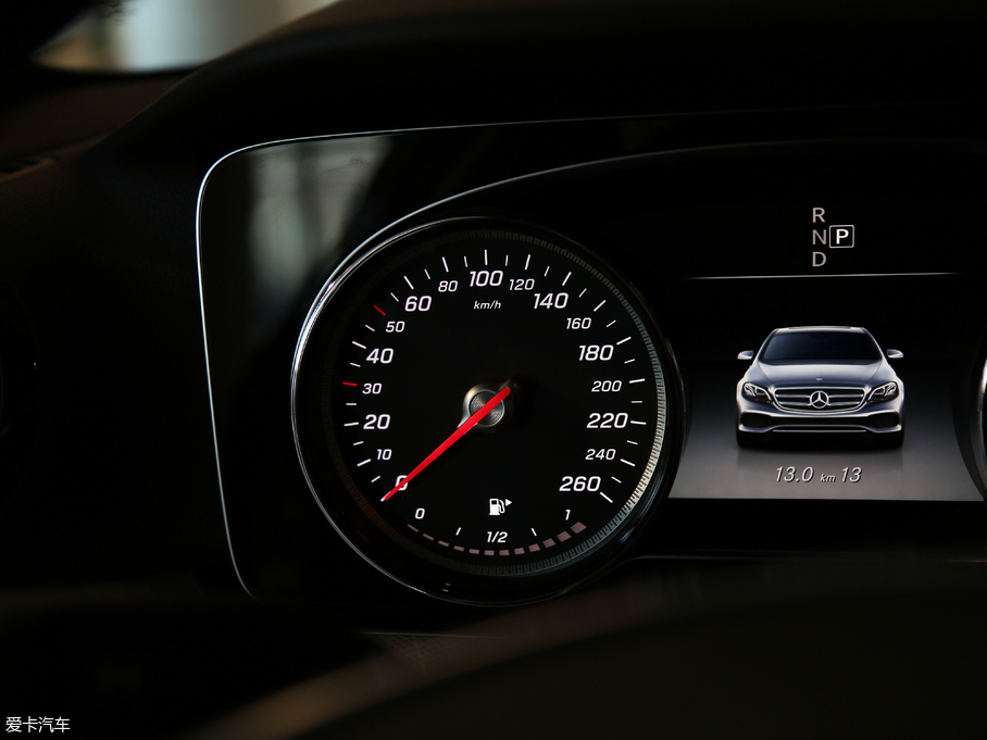 2018YE E 200 4MATIC \(yn)