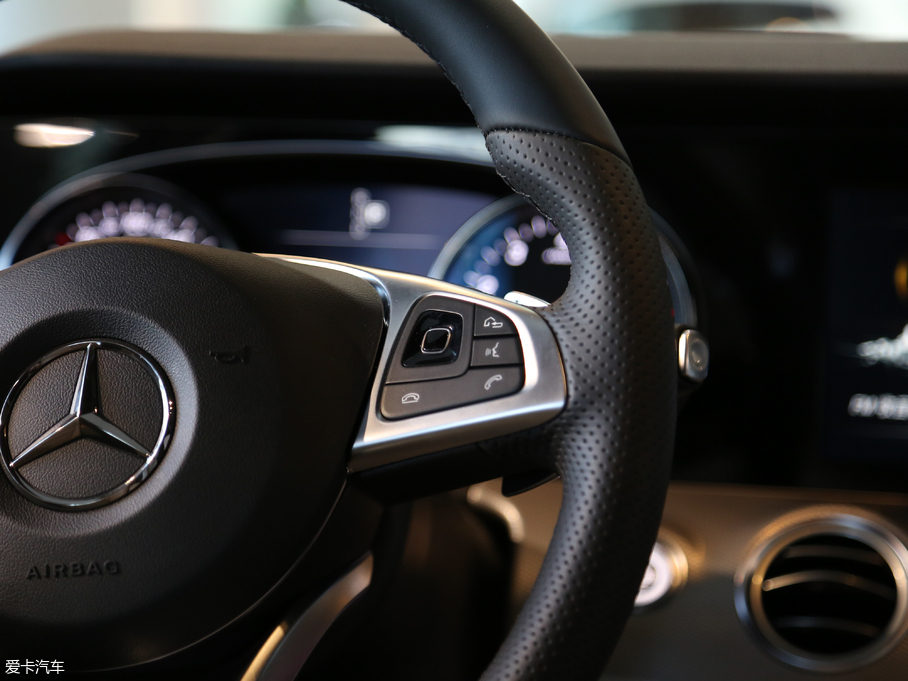 2018YE E 200 4MATIC \