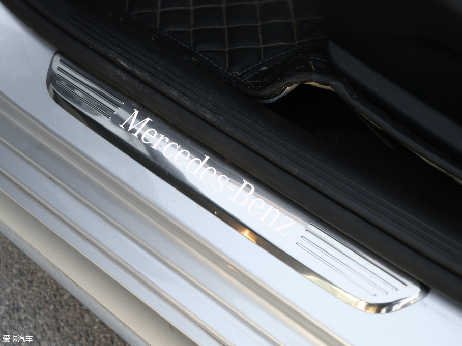 2018YE E 300L \ӺA