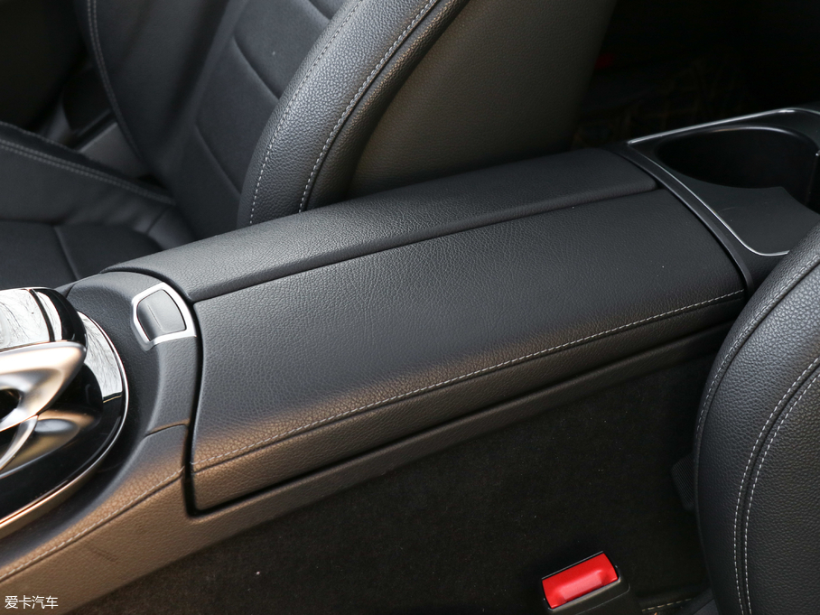 2018YE E 300L \ӺA