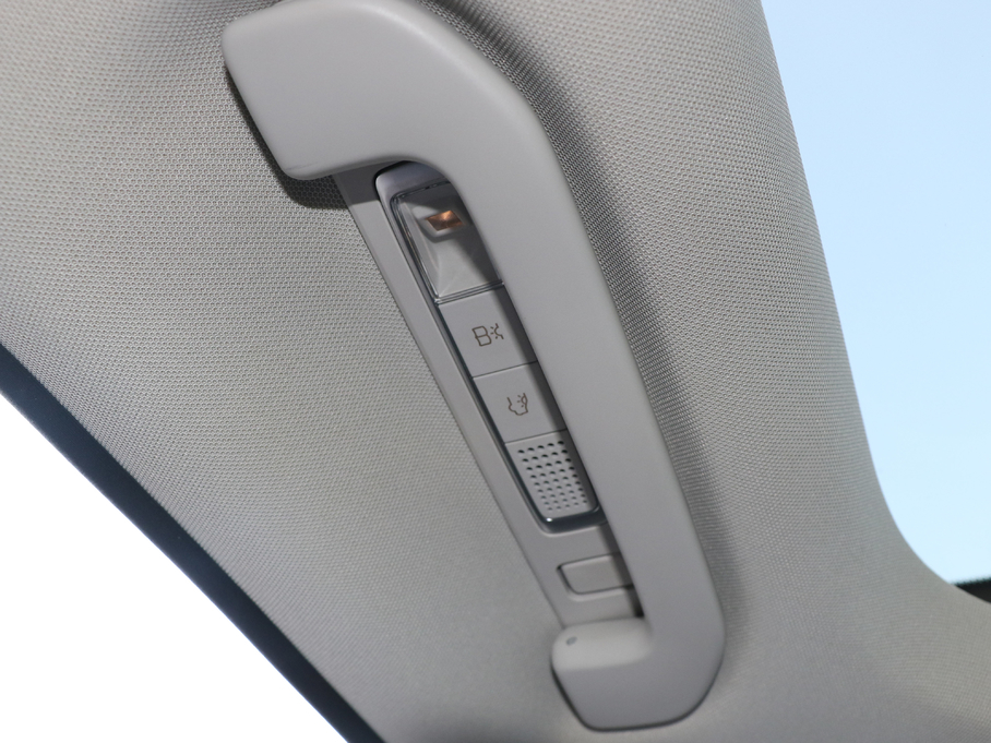 2018YE E 300L \ӺA