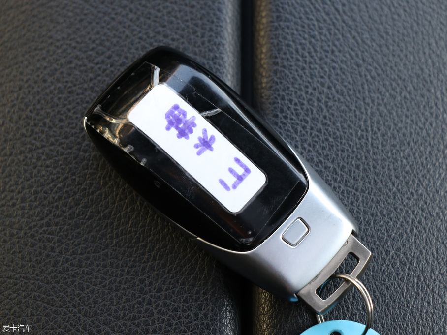 2018YE E 300L \ӺA