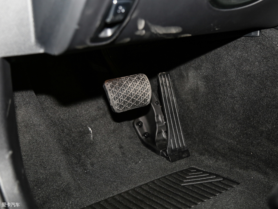 2018��YE�� E 300L �r����