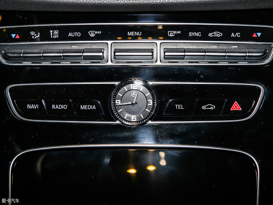 2018YE(j) E 300L r(sh)