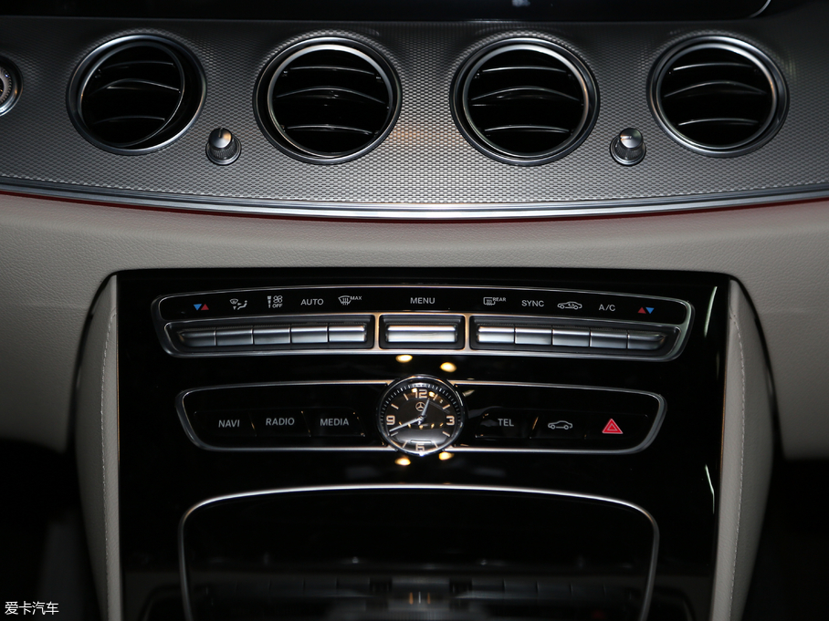 2018YE(j) E 300 \(yn)(dng)