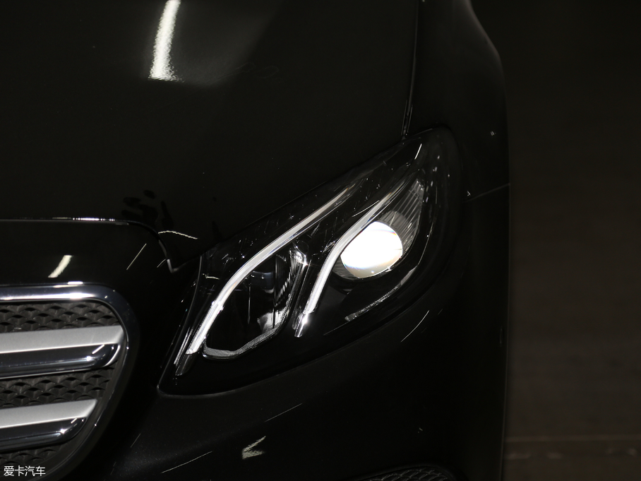 2018YE E 300L \ӕr