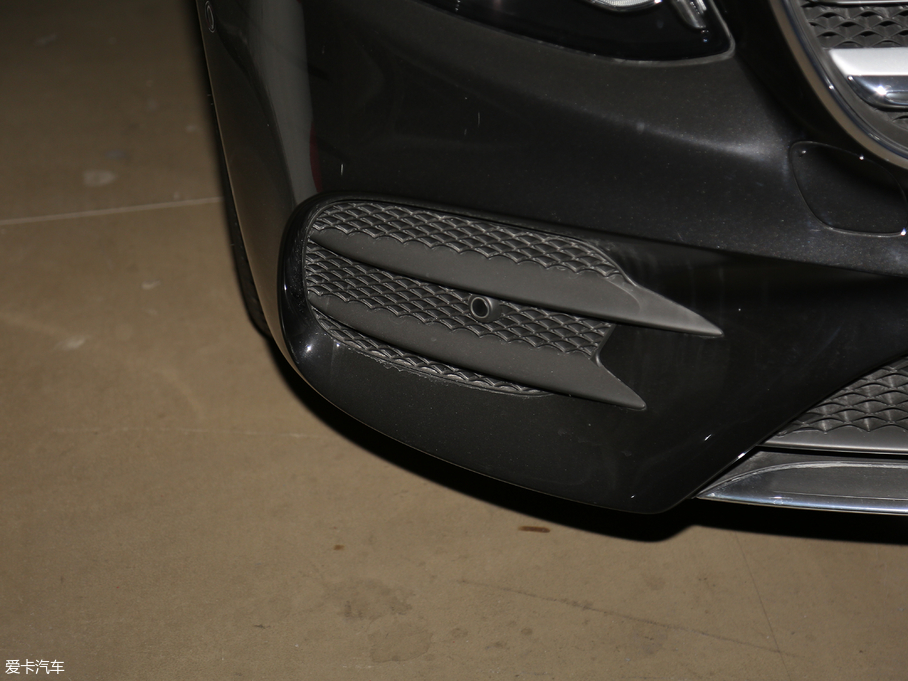 2018YE E 300L \ӕr