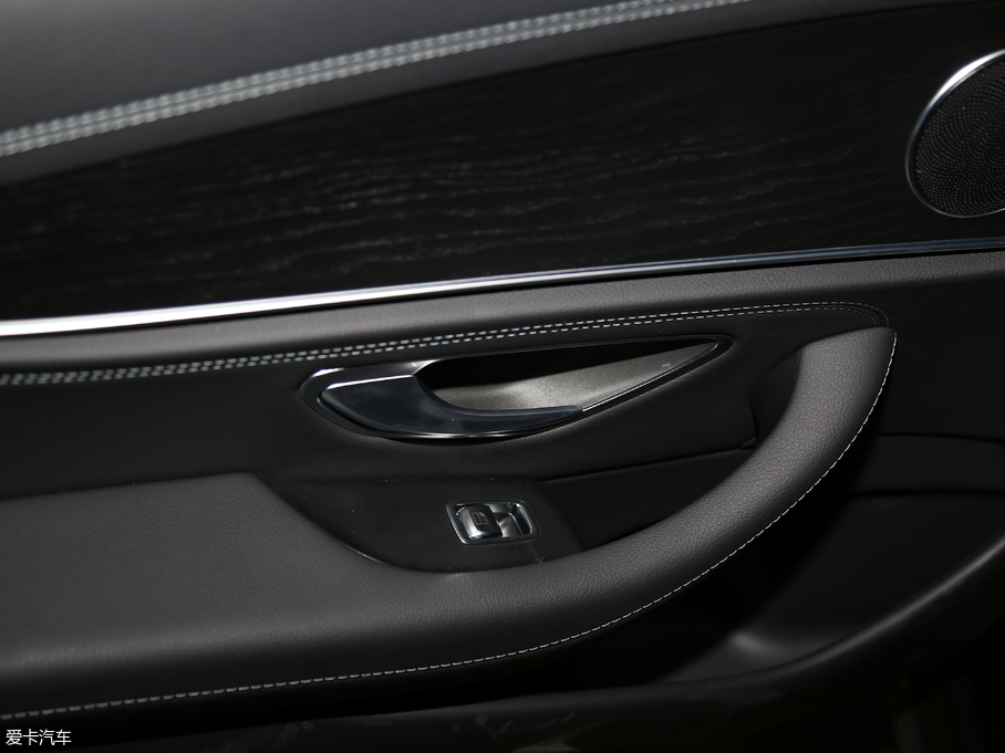 2018YE E 300L \ӕr