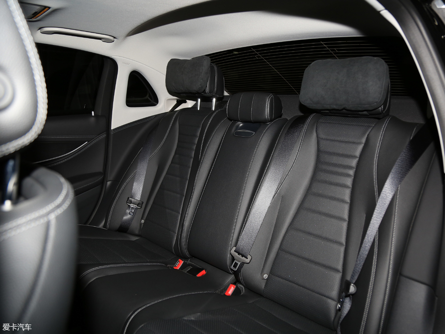 2018��YE�� E 300L �\�ӕr����