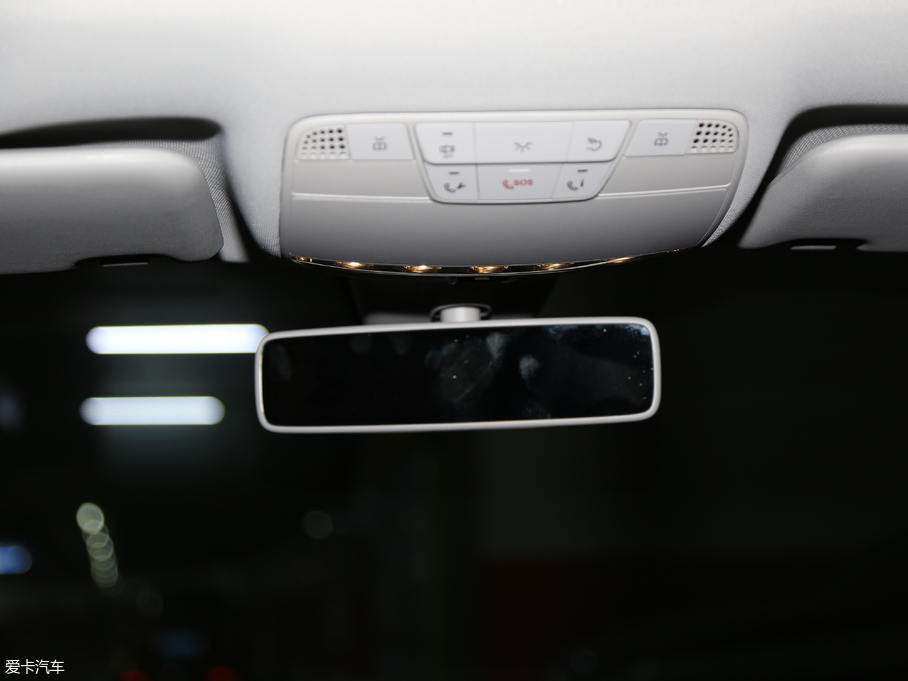 2018YE E 300L \ӕr