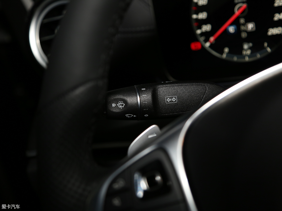 2018YE E 300L \ӕr