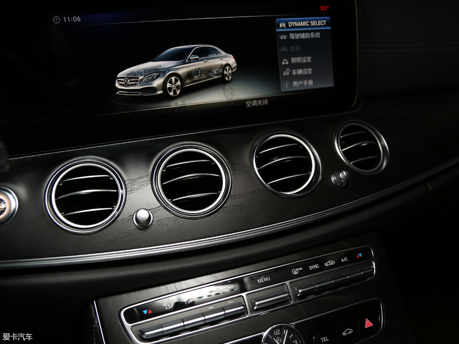 2018��YE�� E 300L �\�ӕr����