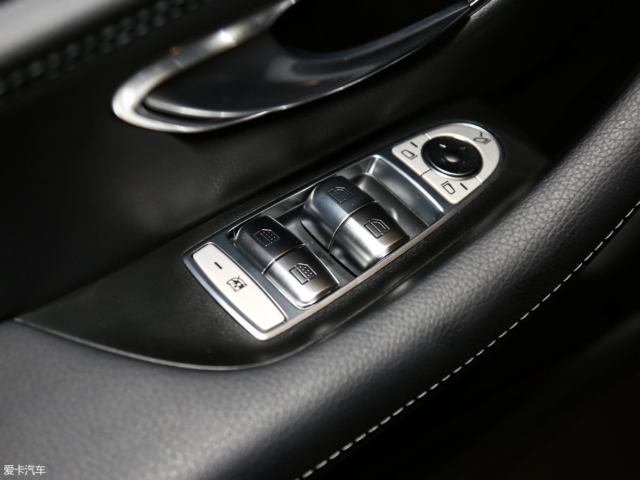 2018YE E 320L 4MATIC \