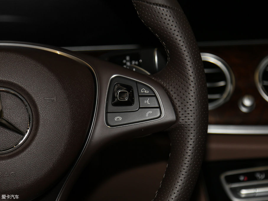 2018YE E 200L 4MATIC