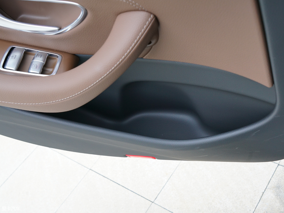 2018YE E 200L 4MATIC \