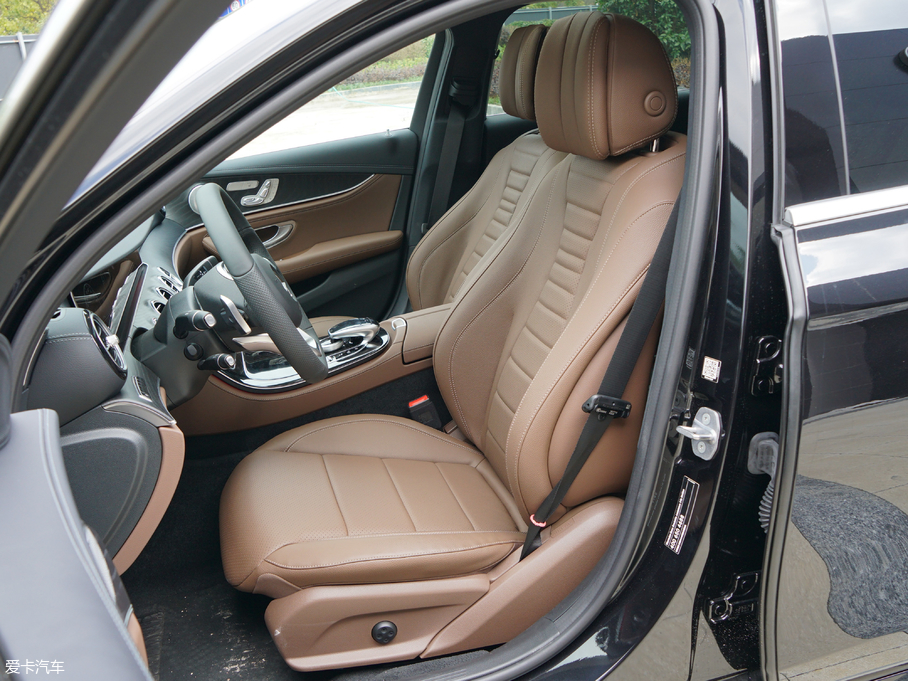 2018YE E 200L 4MATIC \