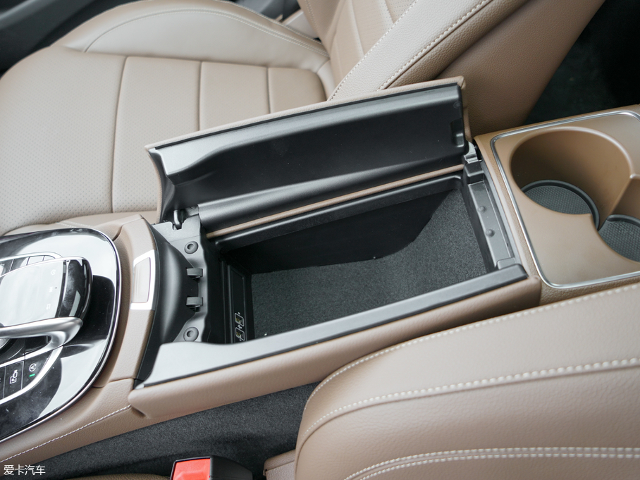 2018YE E 200L 4MATIC \(yn)