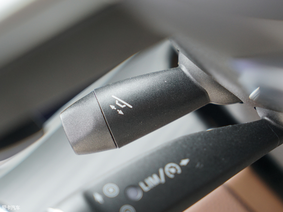 2018��YE��(j��) E 200L 4MATIC �\(y��n)��(d��ng)��