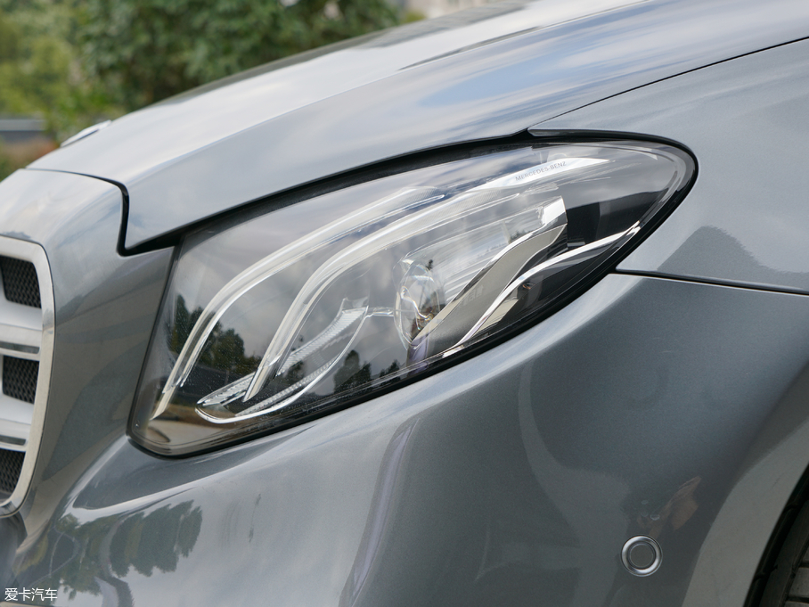 2018YE E 300L \ӕr