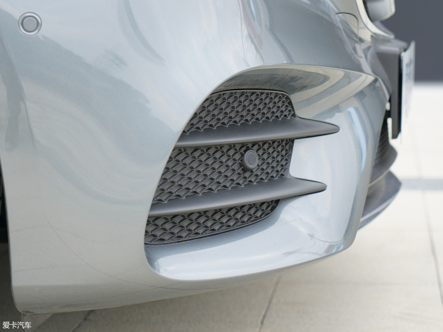 2018YE E 300L \ӕr