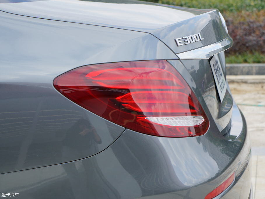 2018YE E 300L \ӕr