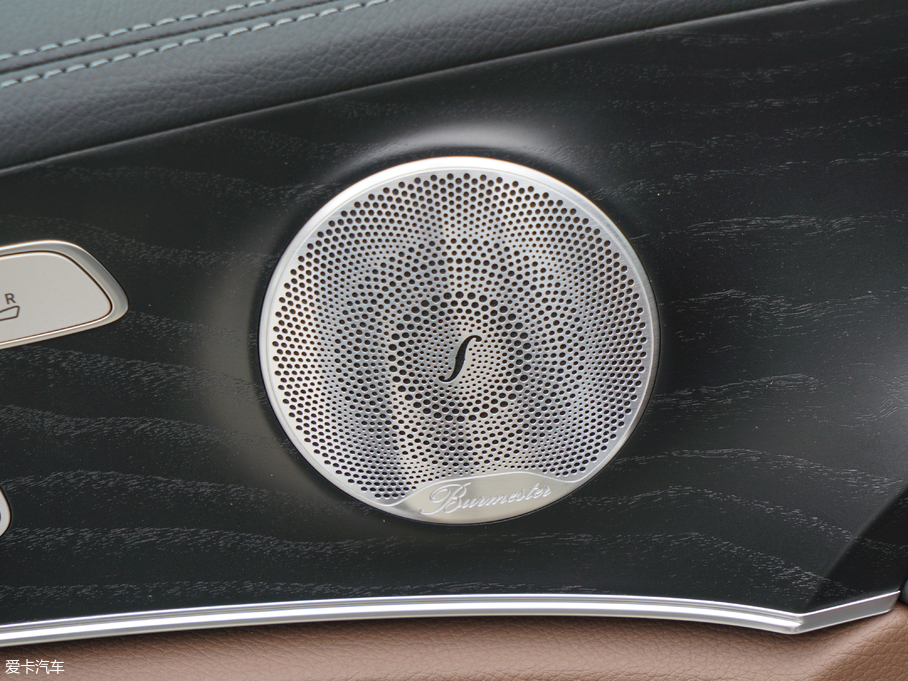 2018YE E 300L \ӕr