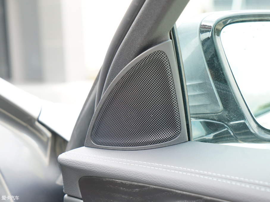 2018YE E 300L \ӕr