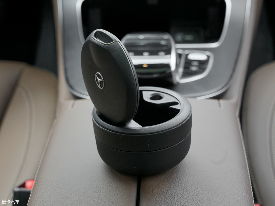 2018YE E 300L \ӕr