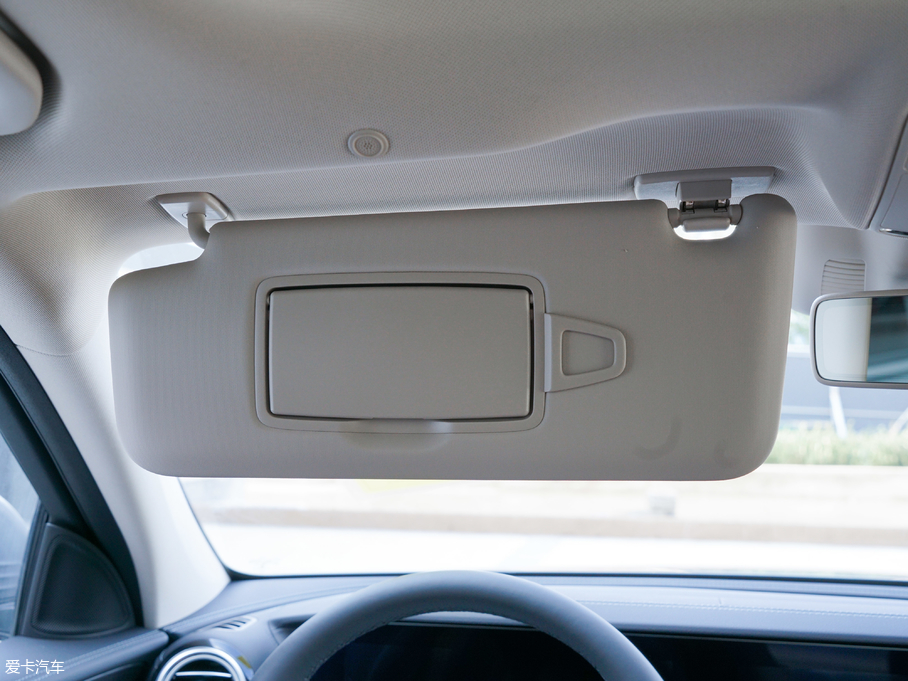 2018YE E 300L \ӕr