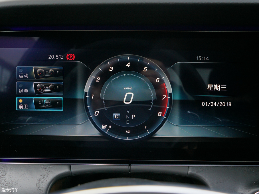 2018YE(j) E 300L \(yn)(dng)r(sh)